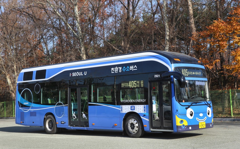 首尔的燃料电池巴士 